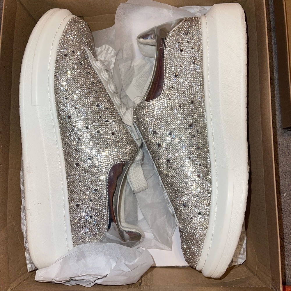 Diamond Steve Madden sneaker